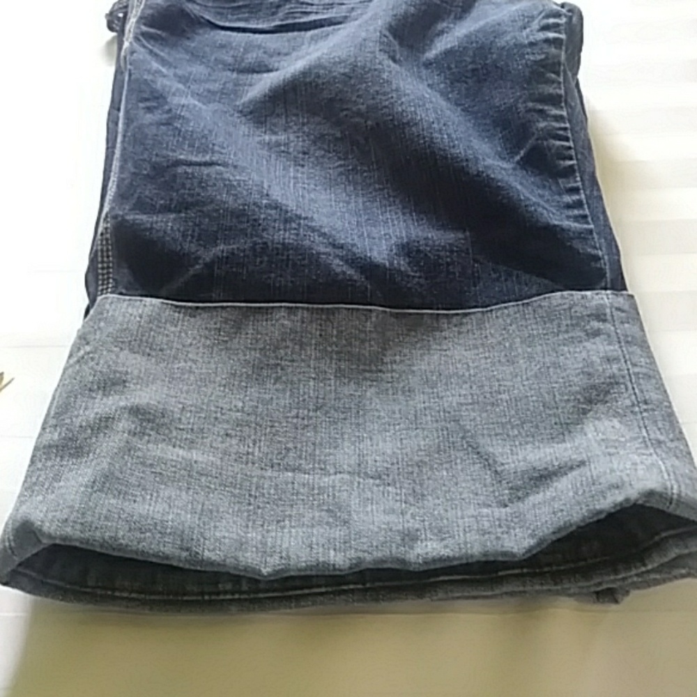 Jean - Picture 5 of 8